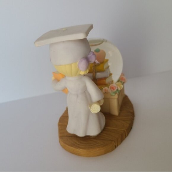 Vintage Precious Moments Girl Graduation Collectible Water globe Figurine - Picture 4 of 6